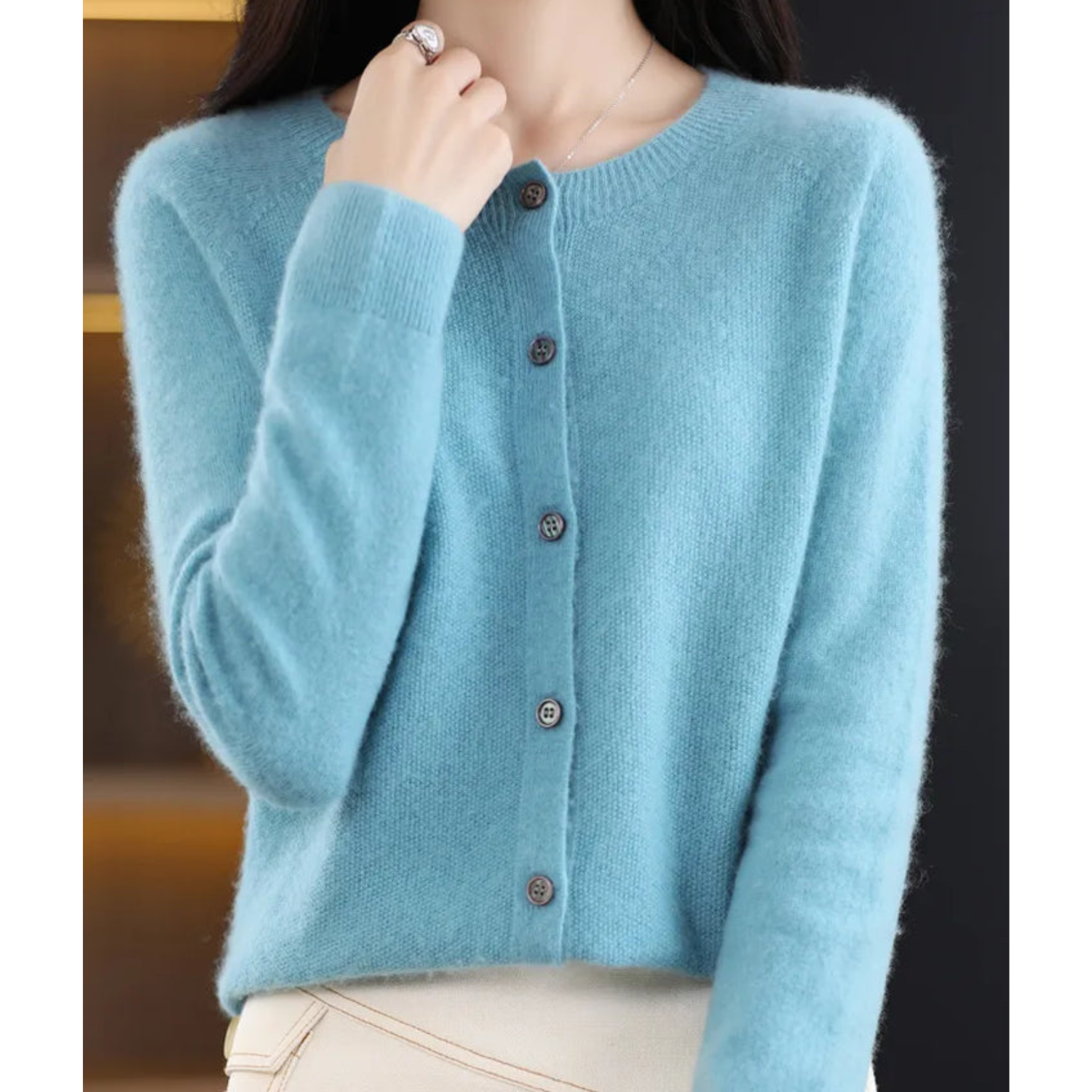 Women's Elegant Round Neck Cardigan Sweater | Elegant & Cozy