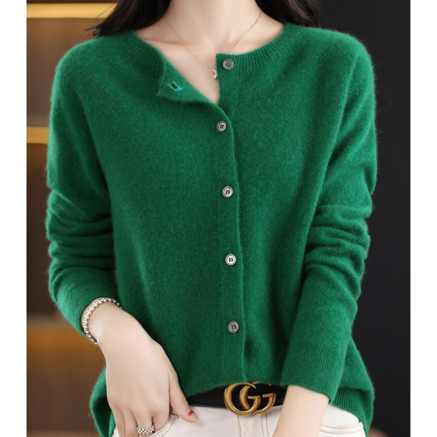 Women's Elegant Round Neck Cardigan Sweater | Elegant & Cozy