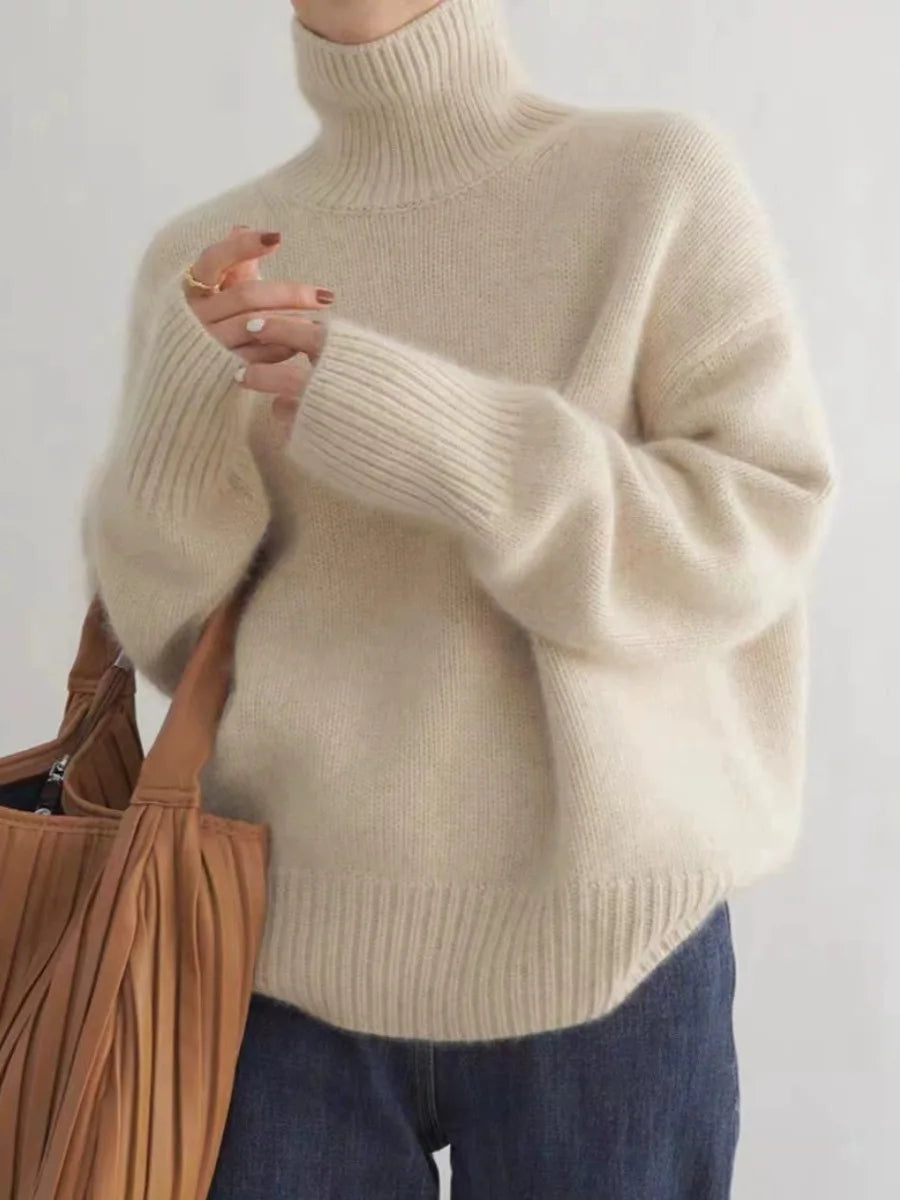 Kelly | Women's Knitted Turtleneck | Oversize